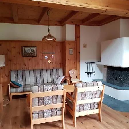 Chesa Chuederun 34 By Interhome *