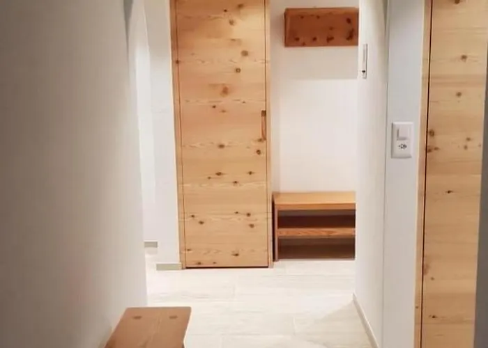 Chesa Chuederun 34 By Interhome *